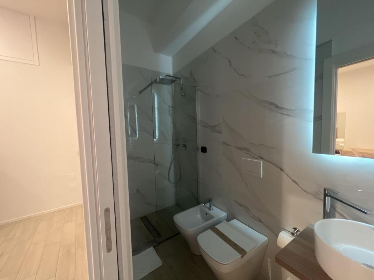 La Piazza Suite Неаполь Екстер'єр фото