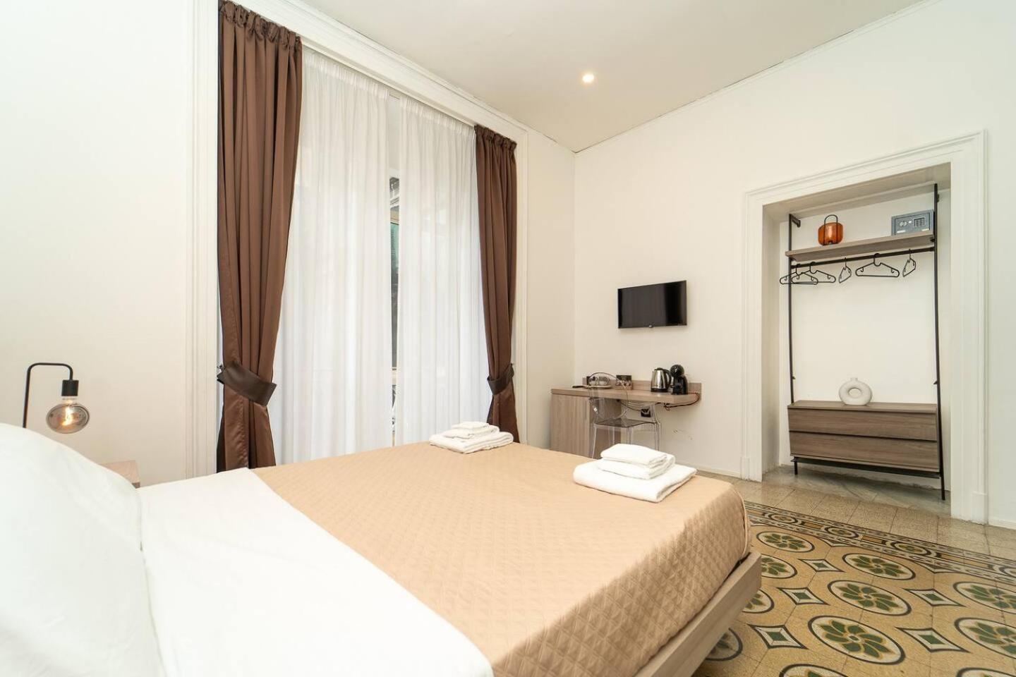 La Piazza Suite Неаполь Екстер'єр фото